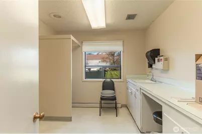 520 W Indian Avenue, Brewster, WA 98812 - Photo 35