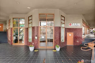 668 S Lane St, Seattle, WA 98104 - Photo 3