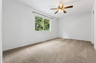 25608 Cumberland Way, Black Diamond, WA 98010 - Photo 23