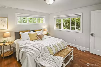 5122 46th Avenue NE, Seattle, WA 98105 - Photo 13