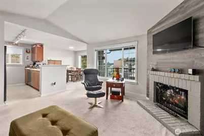 12404 E Gibson Road #H301, Everett, WA 98204 - Photo 9