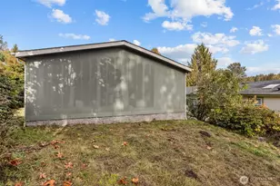 23914 66th St E, Buckley, WA 98321 - Photo 35