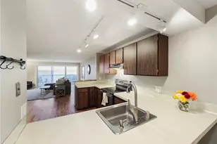 444 S State St, Bellingham, WA 98225 - Photo 13