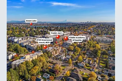 8745 Greenwood Avenue N #311, Seattle, WA 98103 - Photo 25