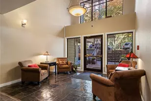 8745 Greenwood Ave N, Seattle, WA 98103 - Photo 21