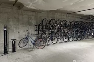 8745 Greenwood Ave N, Seattle, WA 98103 - Photo 23