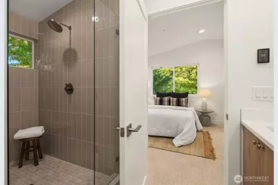 10174 NE 113th Place, Kirkland, WA 98033 - Photo 17