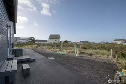 1415 Storm King Avenue SW, Ocean Shores, WA 98569 - Photo 27