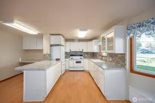 221 K St SW, Quincy, WA 98848 - Photo 17