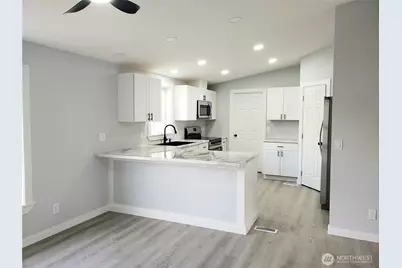 1953 Pine Cone Avenue #106, Enumclaw, WA 98022 - Photo 5