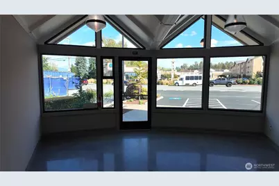 1881 S Burlington Boulevard, Burlington, WA 98233 - Photo 5