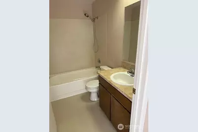 23850 102nd Avenue SE #C4, Kent, WA 98031 - Photo 17