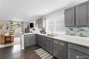 13701 SE 275th Pl, Kent, WA 98042 - Photo 13