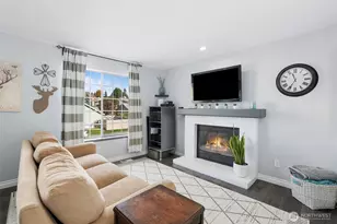 13701 SE 275th Pl, Kent, WA 98042 - Photo 7