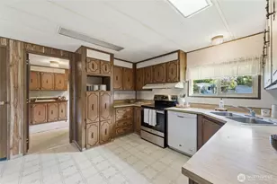 1023 S E Dove Ln, College Place, WA 99324 - Photo 17