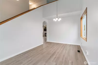 226 Easton Avenue W, Eatonville, WA 98328 - Photo 17