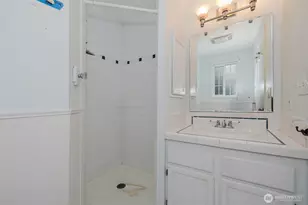 7600 Sandy Way NE, Poulsbo, WA 98370 - Photo 17