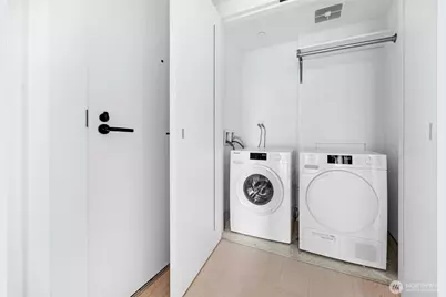 300 Virginia Street #1501, Seattle, WA 98101 - Photo 5