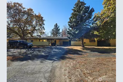 205 March Street NE, Moses Lake, WA 98837 - Photo 1
