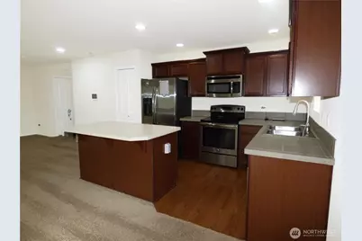 2720 13th Avenue NW, Puyallup, WA 98371 - Photo 7