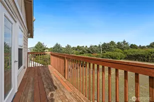 105 Sand Dune Ave NW, Ocean Shores, WA 98569 - Photo 17