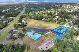 105 Sand Dune Ave NW, Ocean Shores, WA 98569 - Photo 29