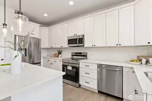 1724 S Tyler St, Tacoma, WA 98405 - Photo 9