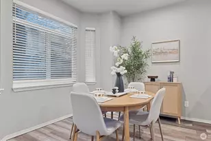 18010 NE 94th Ct, Redmond, WA 98052 - Photo 3