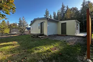 1112 1/2 W 17th St, Port Angeles, WA 98362 - Photo 5