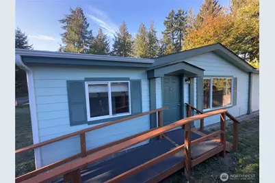 1112 1/2 W 17th Street, Port Angeles, WA 98362 - Photo 1