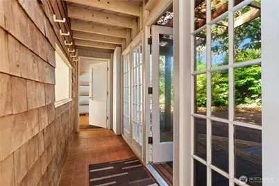 12117 SE 26th Street, Bellevue, WA 98005 - Photo 9