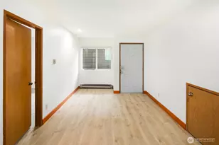 5210 11th Ave NE, Seattle, WA 98105 - Photo 7