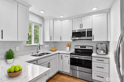 8325 4th Street NE, Lake Stevens, WA 98258 - Photo 17