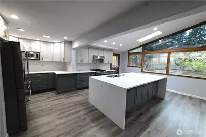 701 124th Avenue NE, Bellevue, WA 98005 - Photo 7