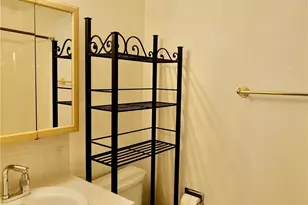 701 124th Ave NE, Bellevue, WA 98005 - Photo 11