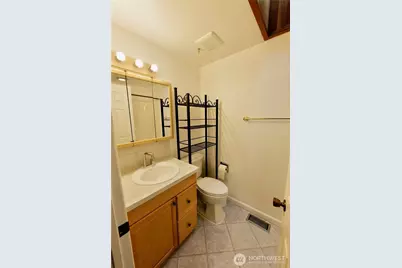 701 124th Avenue NE, Bellevue, WA 98005 - Photo 13