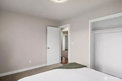 411 SE Brierwood Court, Castle Rock, WA 98611 - Photo 17