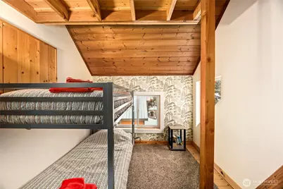 330 Keechelus Drive, Snoqualmie Pass, WA 98068 - Photo 17