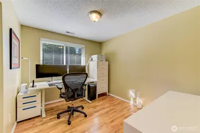 525 218th Street SW, Bothell, WA 98021 - Photo 19