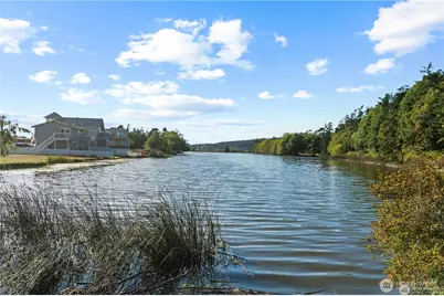 1454 Admirals Drive, Coupeville, WA 98239 - Photo 13