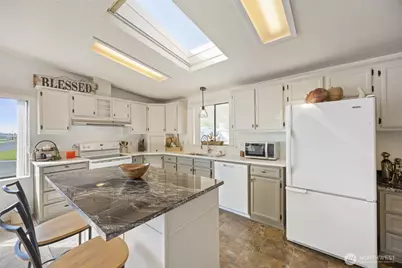 2240 W Broadway Avenue #225, Moses Lake, WA 98837 - Photo 15