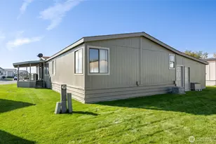 2240 W Broadway Ave, Moses Lake, WA 98837 - Photo 33