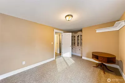 752 Tillamuk Drive, La Conner, WA 98257 - Photo 11