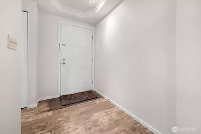 5300 Harbour Pointe Boulevard #307A, Mukilteo, WA 98275 - Photo 3