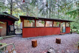 89 Sunset Circle, Deming, WA 98244 - Photo 11