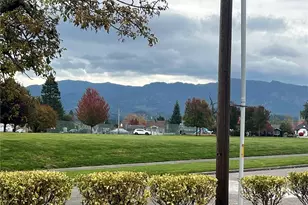 1854 Hillcrest Ave, Enumclaw, WA 98022 - Photo 21