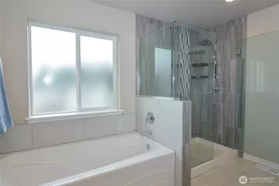 12926 178th St Ct E, Puyallup, WA 98374 - Photo 15