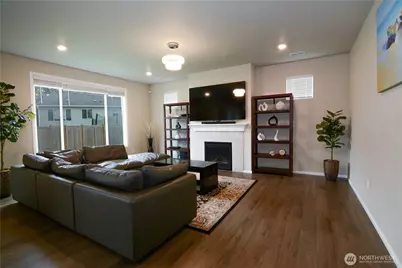 12926 178th St Ct E, Puyallup, WA 98374 - Photo 9