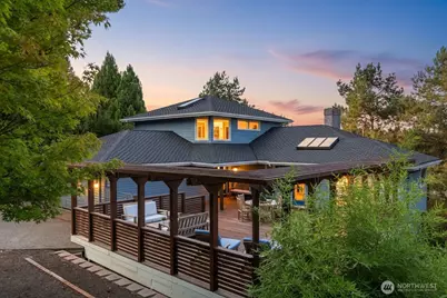 4660 NE 89th Street, Seattle, WA 98115 - Photo 1