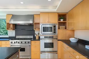 4660 NE 89th St, Seattle, WA 98115 - Photo 15